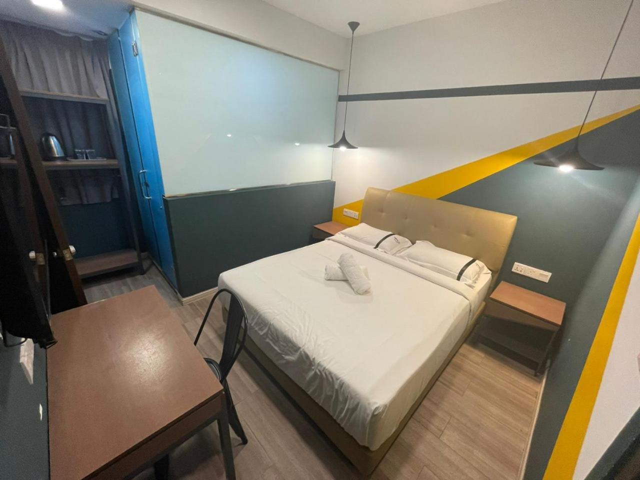 Smile Hotel Subang Airport 샤알람 외부 사진